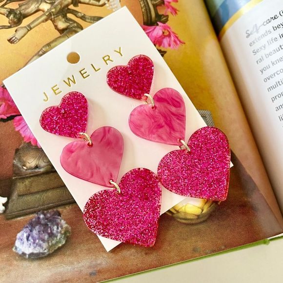 Hot Pink, Acrylic Sparkle Heart, 3 Tiered,  Pierced Earrings, 2 1/2” drop, NWT - Picture 1 of 4